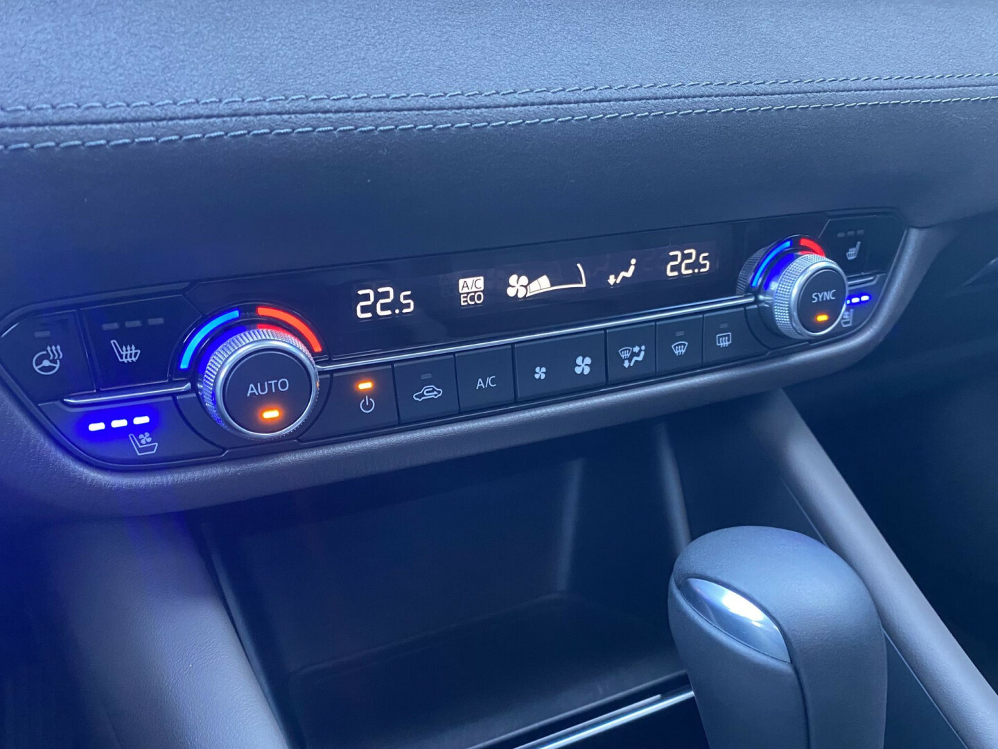 Mazda-6-31